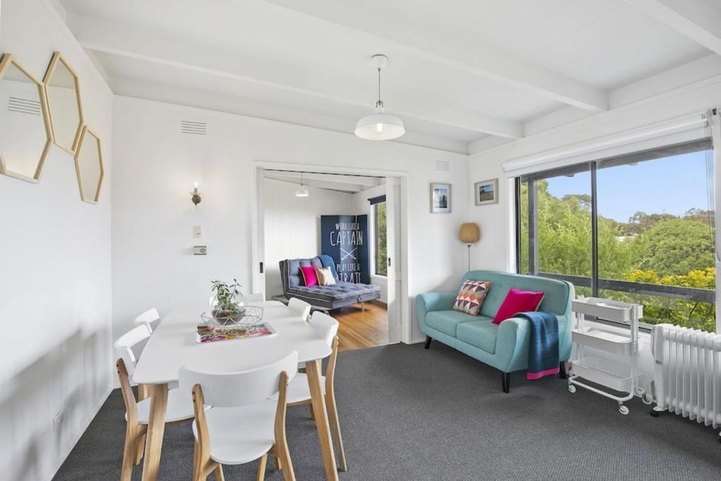 Oceanside Escape, Aireys Inlet