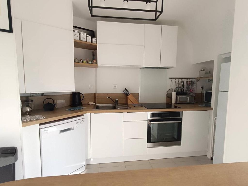 Bel appartement 4 pers avec parking et WIFI au centre-ville de Perros-Guirec - FR-1-368-454 - 3