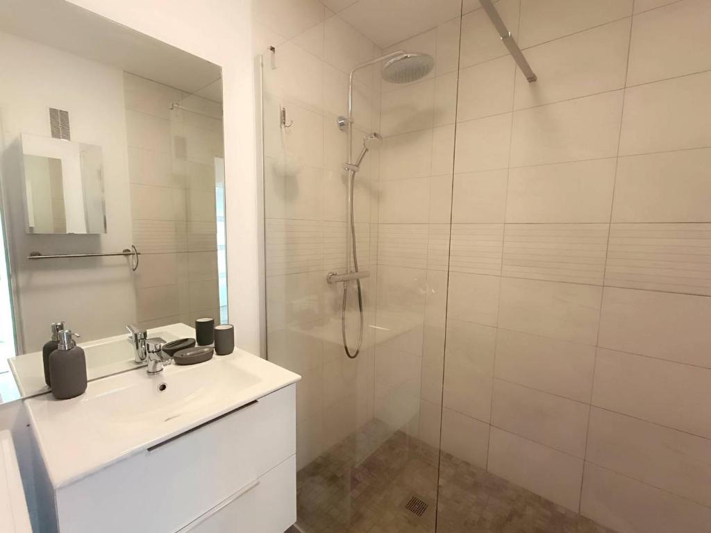 Bel appartement 4 pers avec parking et WIFI au centre-ville de Perros-Guirec - FR-1-368-454 - 5