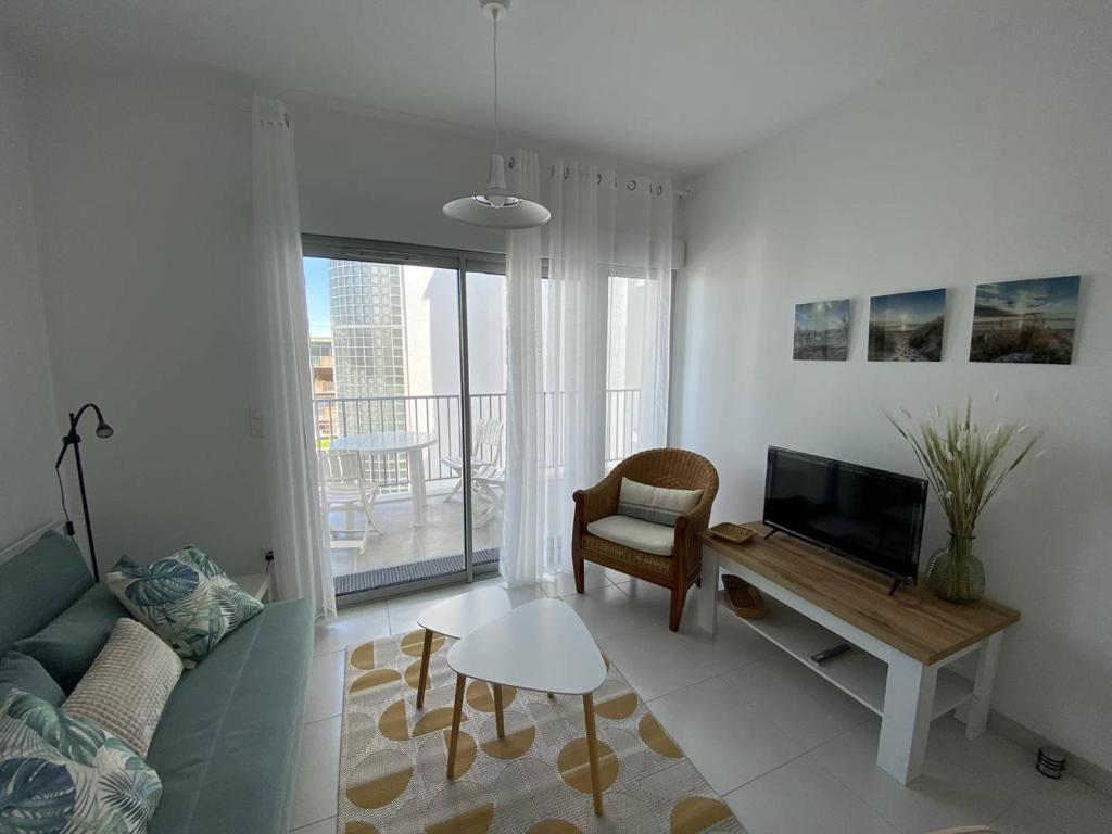 Royan T2 2* avec Balcon et Parking à 250m de la Plage - FR-1-738-37 - 4