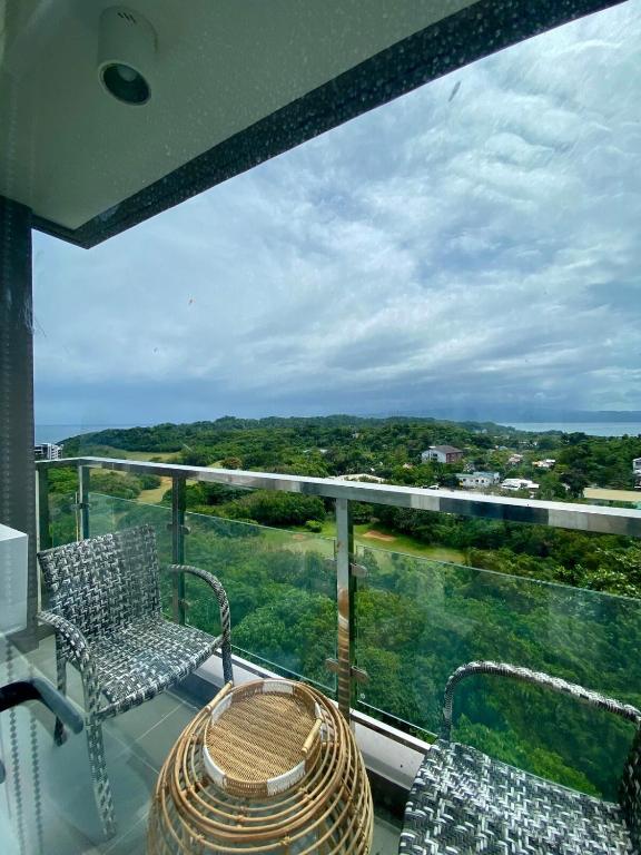 Luxury Oceanview Condo 5
