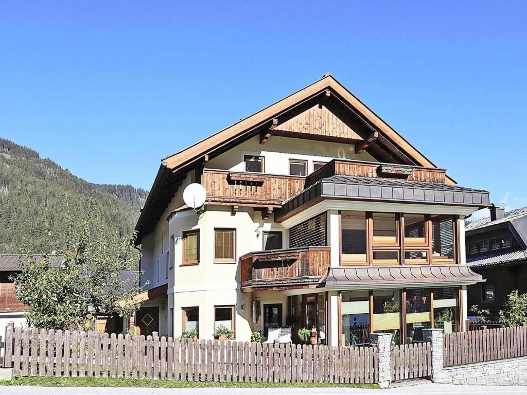 Chalet in Krimml near Waterfalls - 2