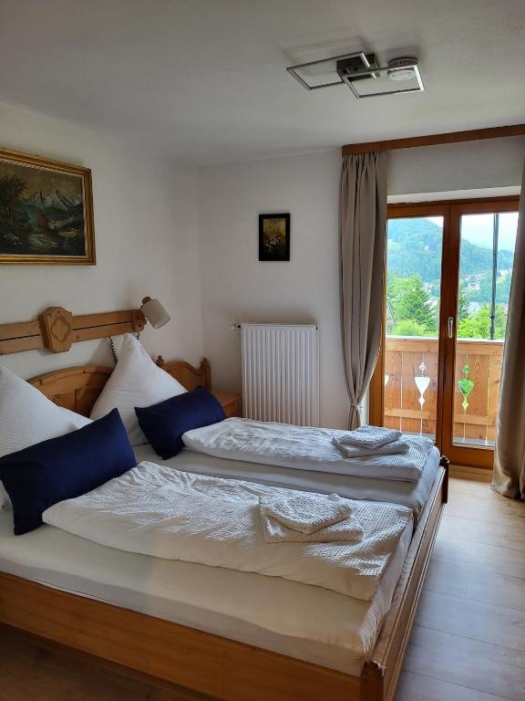 Ferienwohnung Haus am Berg - 4