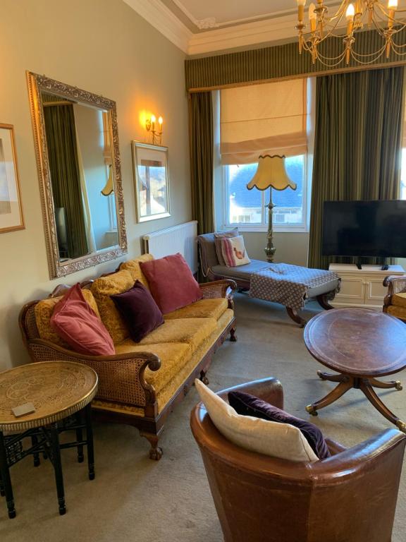 Foresters 4 Bedroom Apartment, Cambusbarron