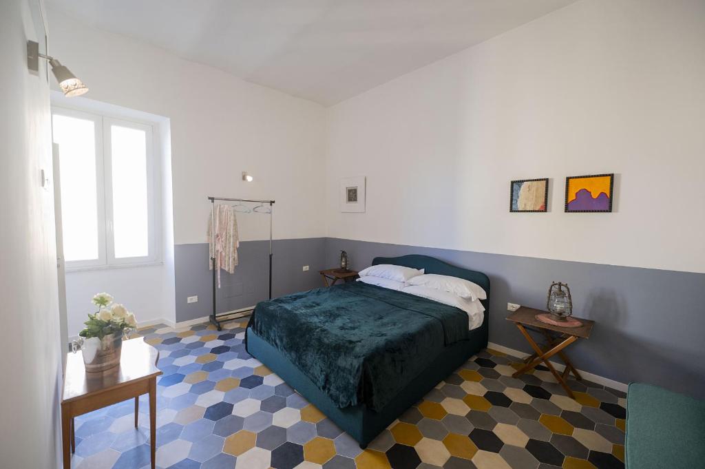 Eclectic Apartment in Trendy San Lorenzo, Rzym