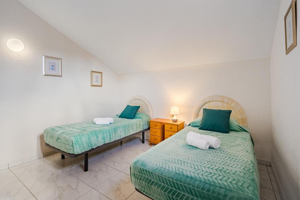 Diamantes Duplex Home & Heated Pool - 5