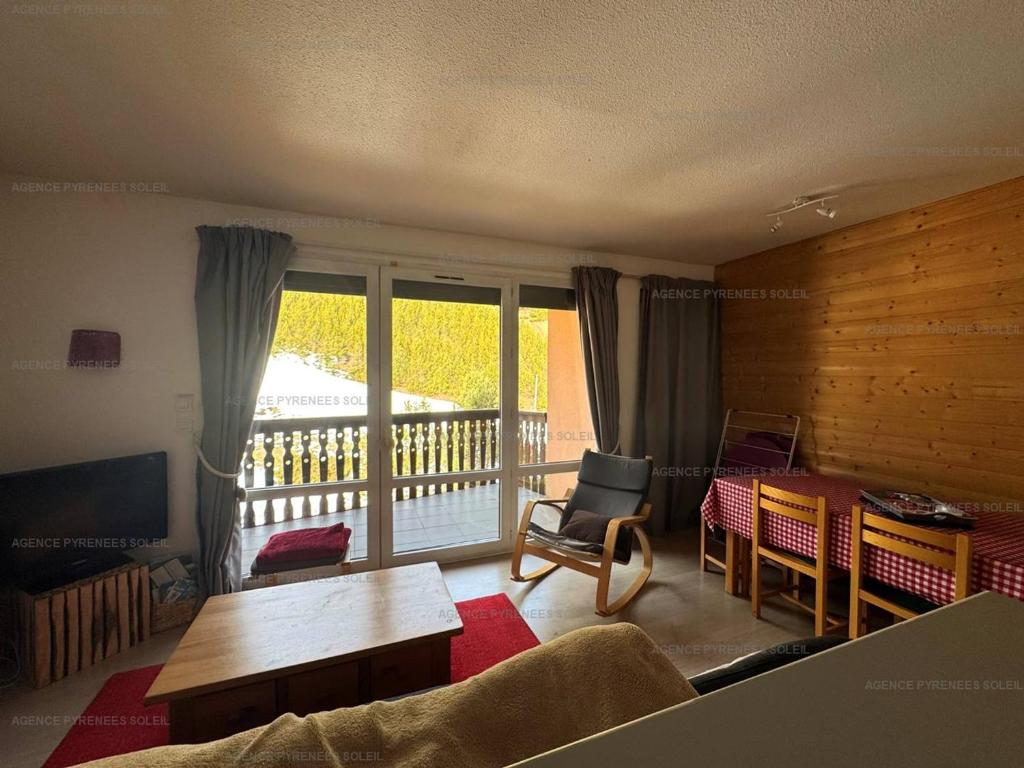 Appartement 2* 6 Couchages au Pied des Pistes avec Balcon et Parking – Les Angles - FR-1-295-178 - 2