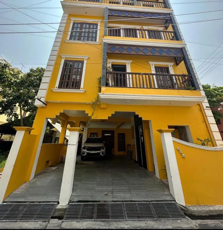 Serene Villa，位于蓬蒂切里的酒店