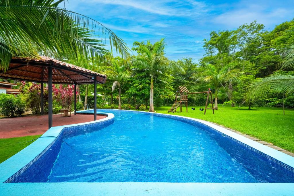 Monte Donato 18 - Apt 2, Playa Avellana