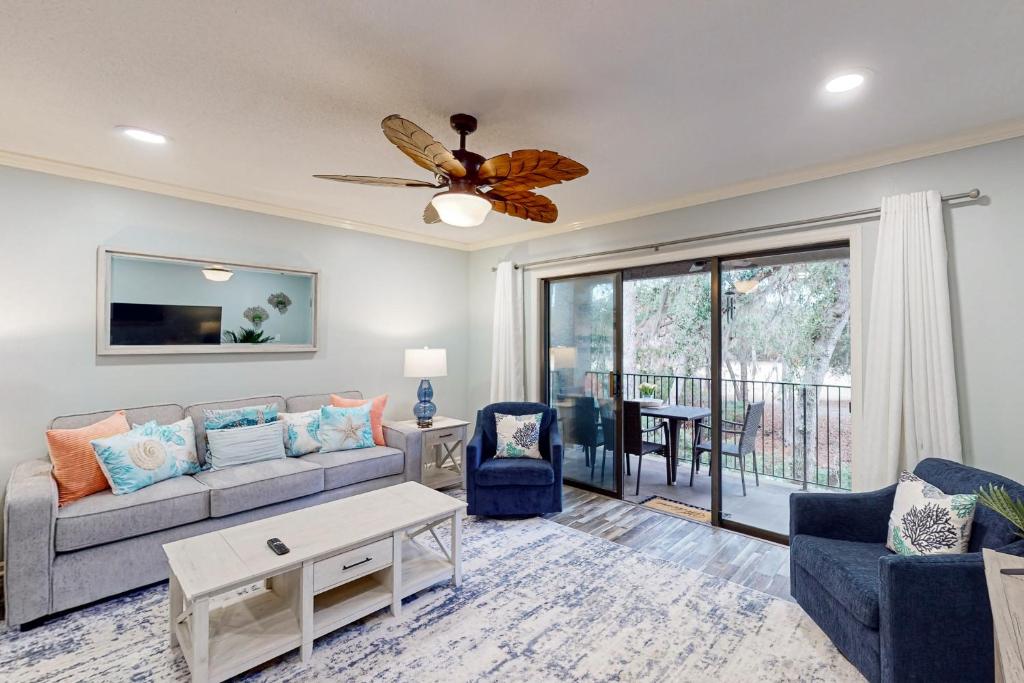 The Happy Turtle Villa - Devonshire 205, Hilton Head Island