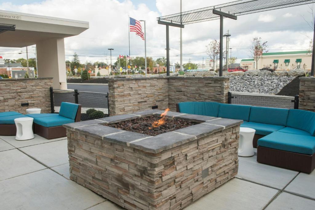 1. 스프링힐 스위트..