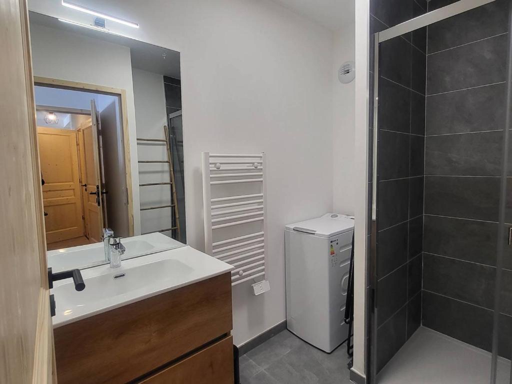 Appartement neuf 3 pièces, vue piste, parking couvert - FR-1-291-1026 - 5