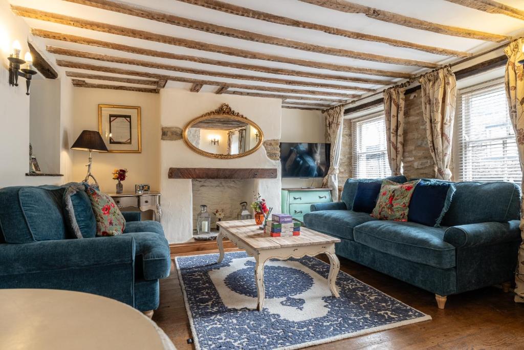 Eilmers Cottage - Beautiful 4BD in Malmesbury!, Malmesbury