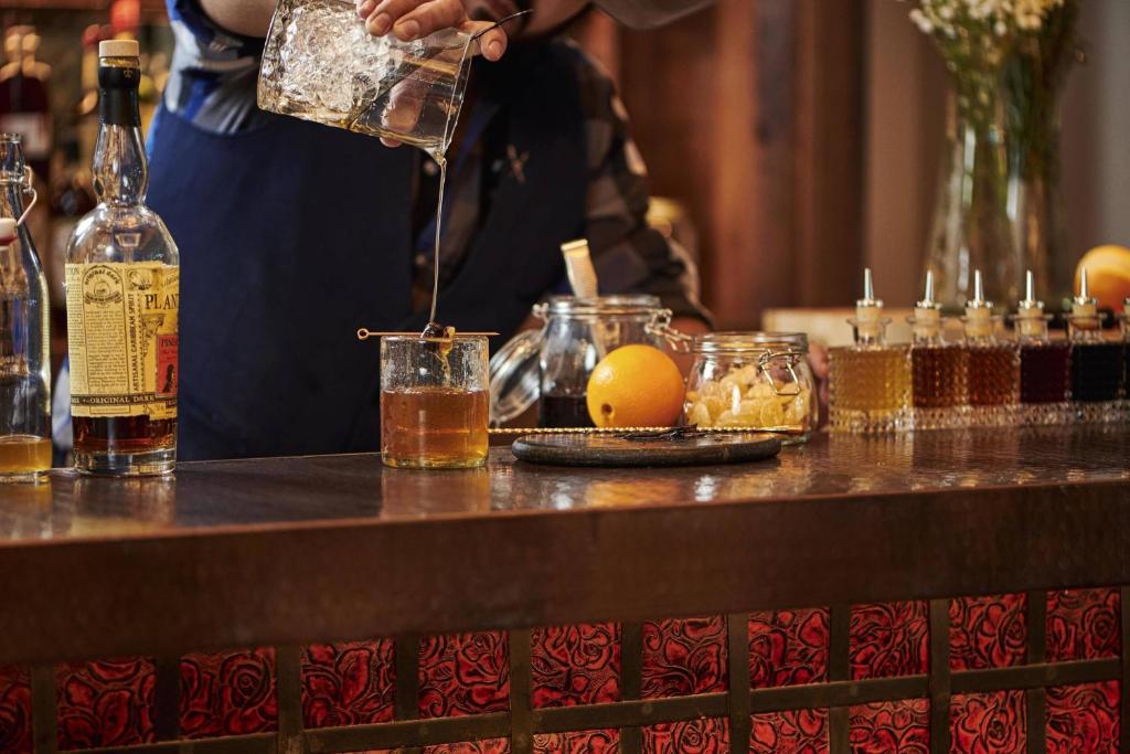 フロント・ロビー