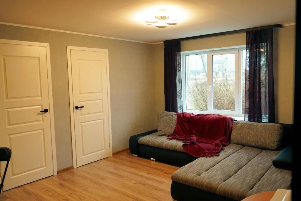 Elen Apartments, Hotel in Ezermala