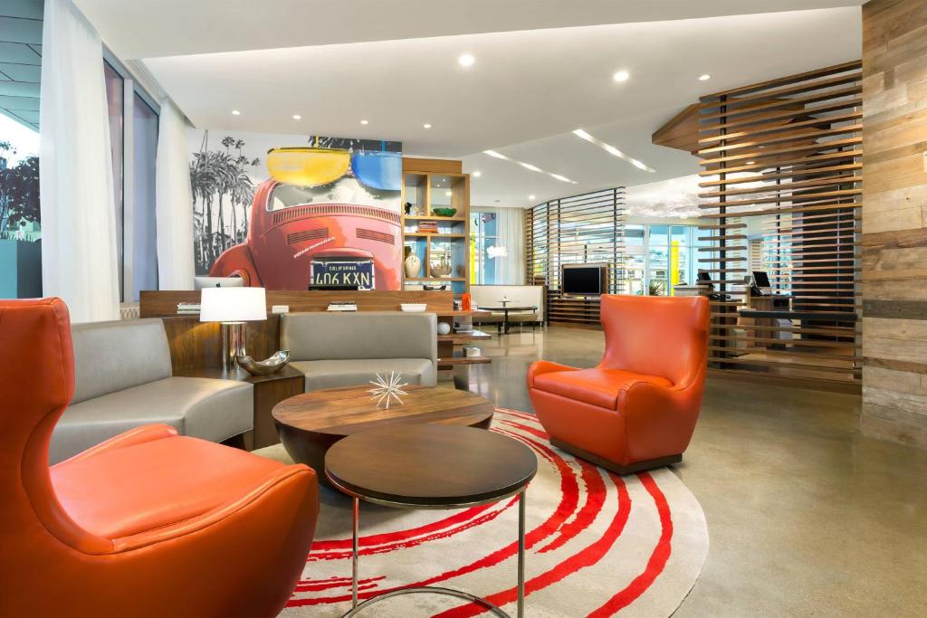 Courtyard by Marriott Santa Monica, Los Angeles