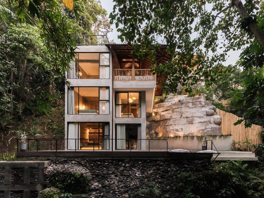 Your Exclusive Escape into Nature with Stunning Art Luxury and Riverfront Views, Ubud