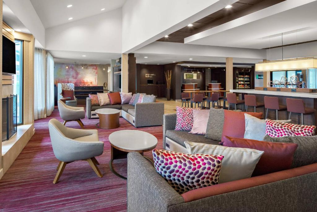 Courtyard by Marriott Pittsburgh Airport, Coraopolis