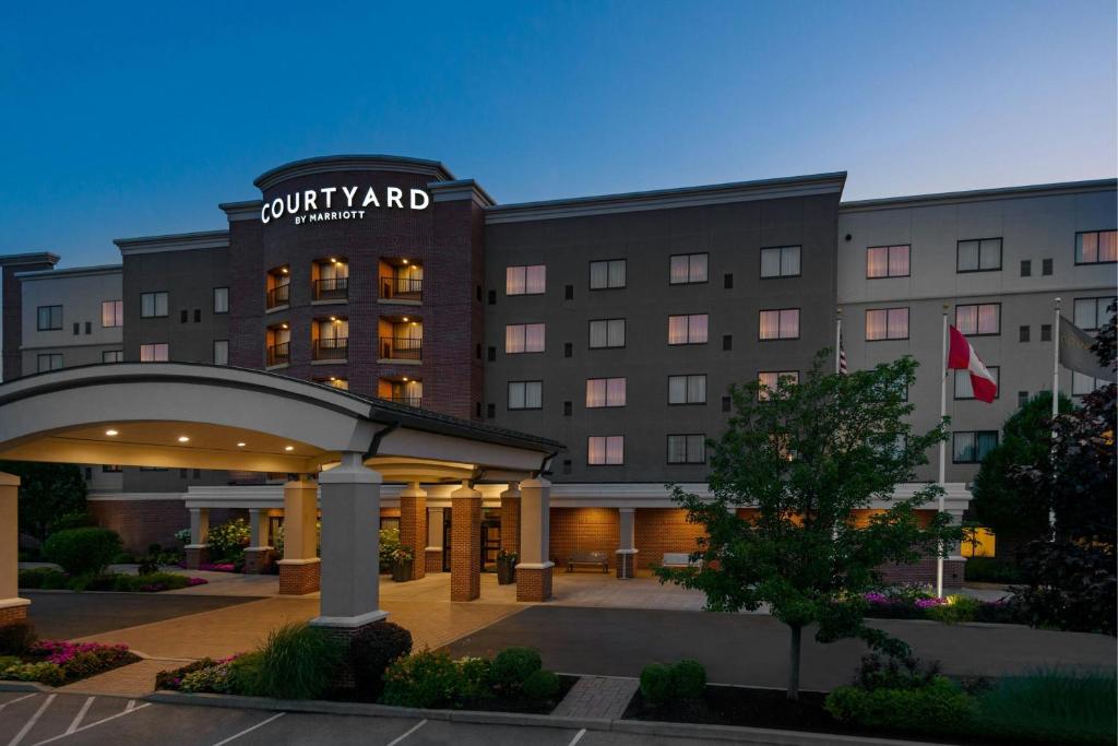 Courtyard by Marriott Buffalo Airport, Cheektowaga