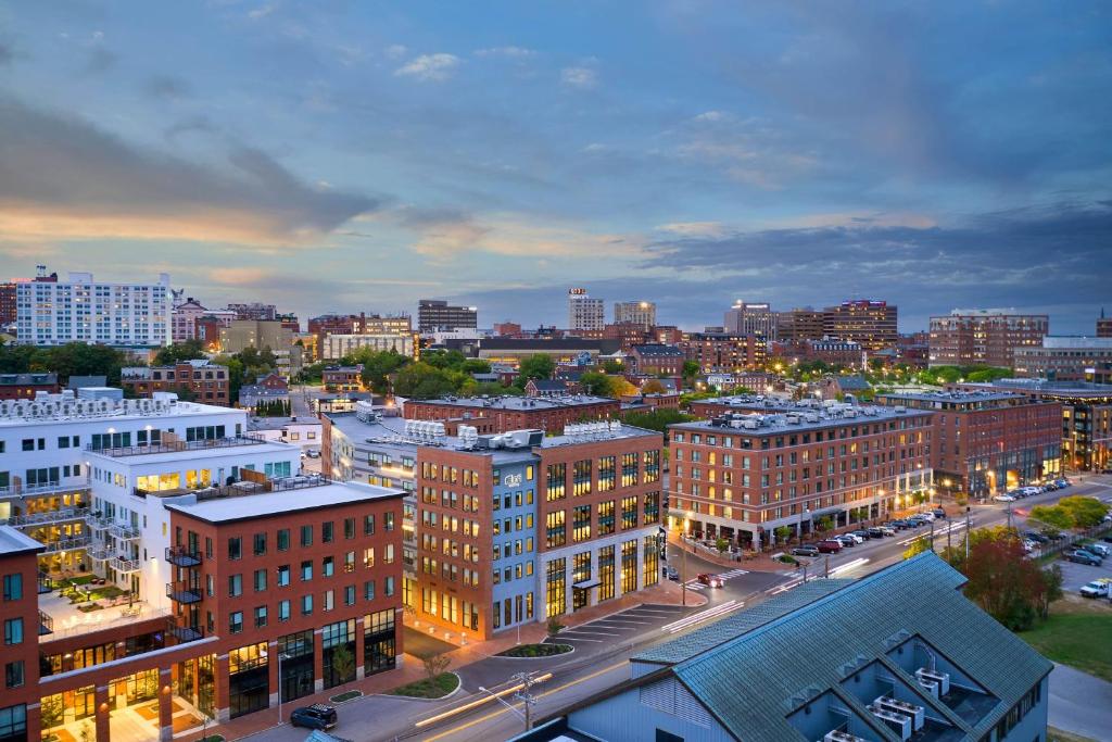 Aloft by Marriott Portland Downtown Waterfront ME 外観