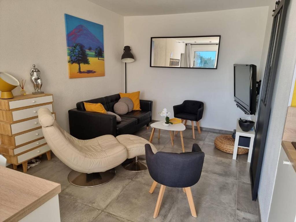 Superbe appartement entièrement rénové 4EST211 - 5