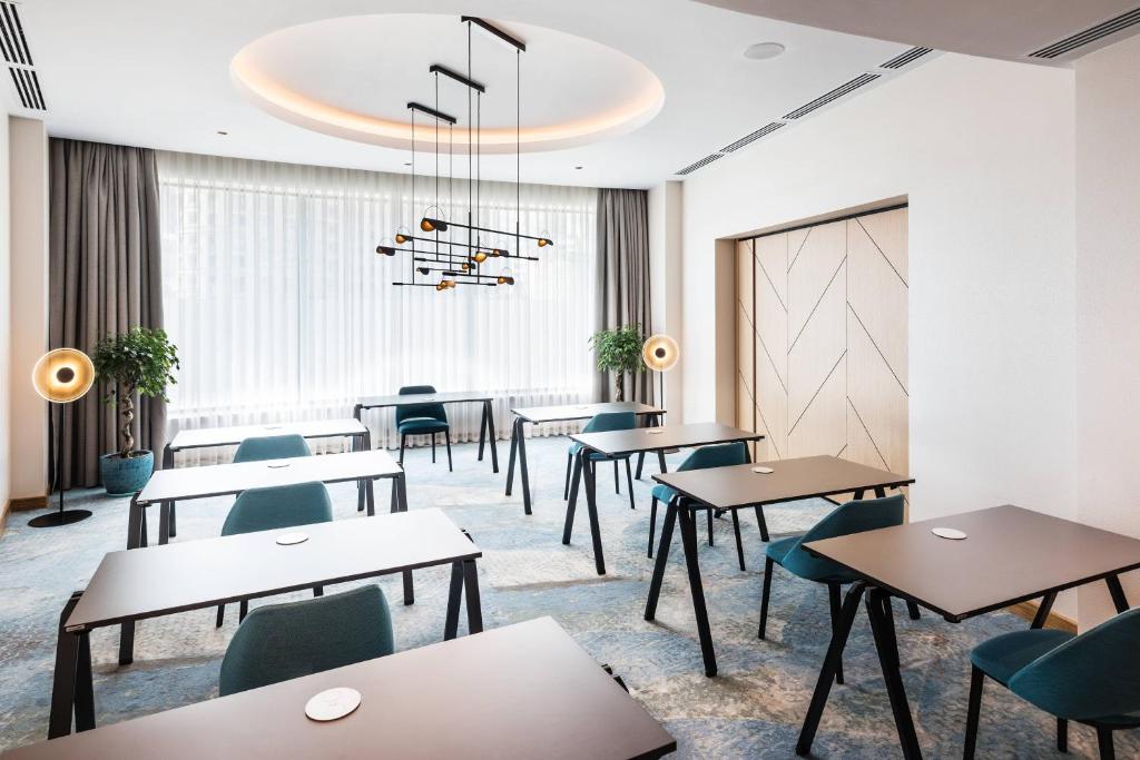 Toplantı odası / Geniş salon