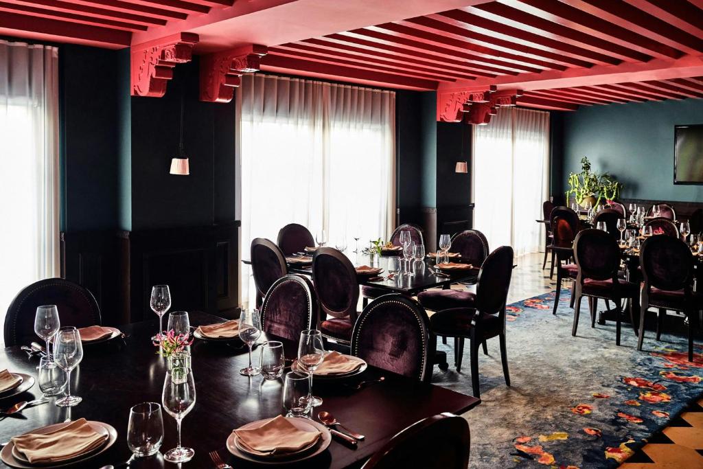 Meeting room / ballrooms
