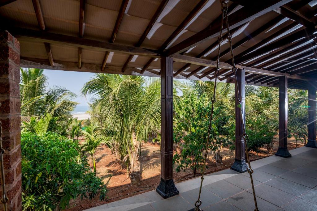 Beachfront Villas photo