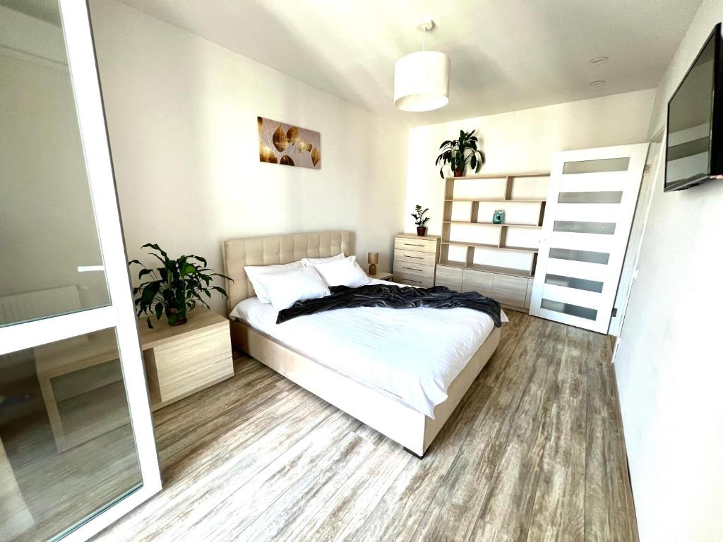 OSapart at a complex Shevchenka 21, Lviv