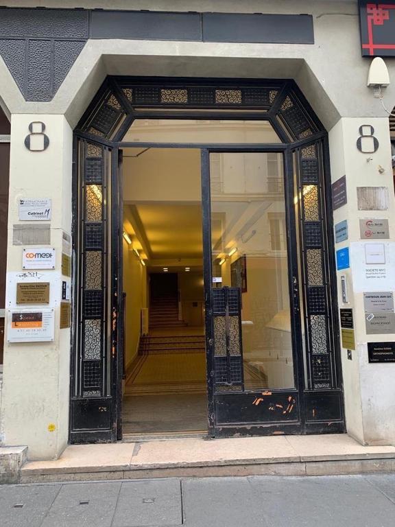 Superbe Studio Avec Mezzanine au centre de Paris - 4