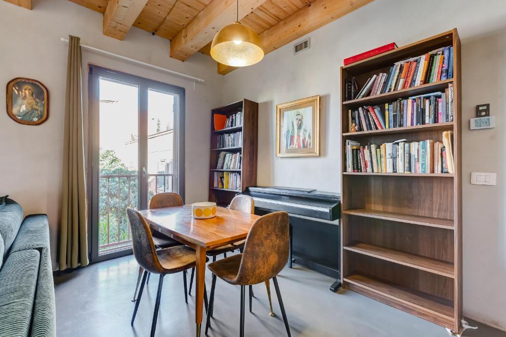 Private Rooftop Terrace 3 Min Walk to Metro - 3