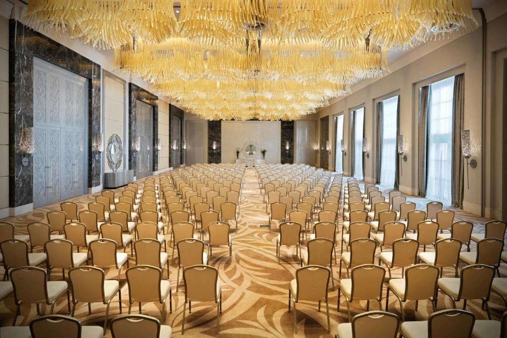 Toplantı odası / Geniş salon