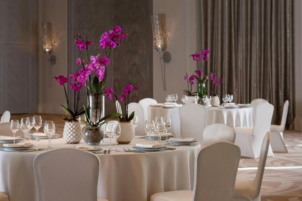 Toplantı odası / Geniş salon