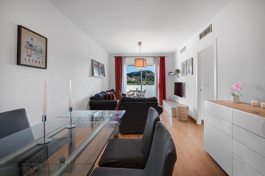 San Miguel - 2 Bed and 2 Bath - Miramar Shopping - 4