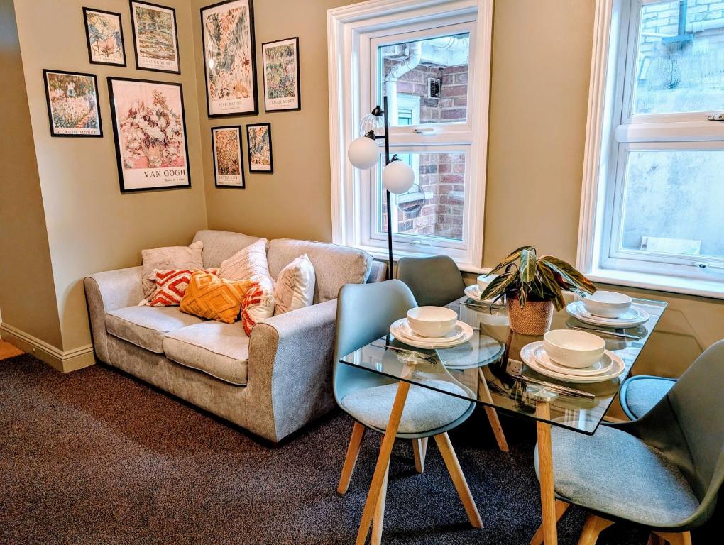 Seaside Escape - free parking! Pet friendly!, Weymouth