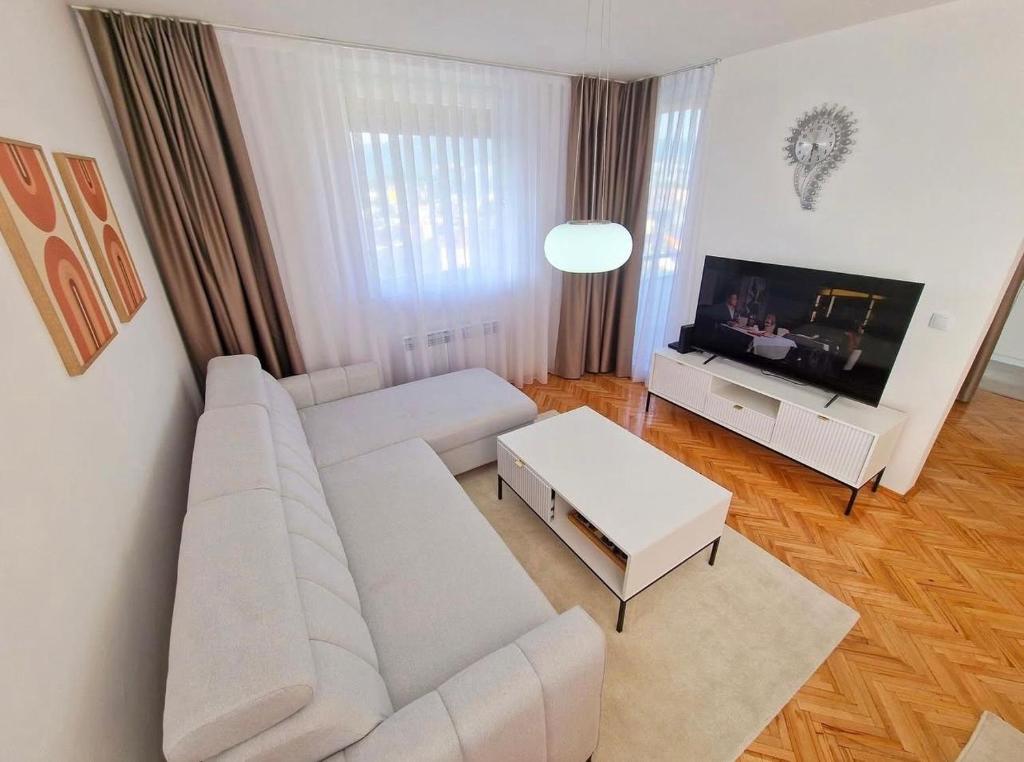 Avdina Luxury Apartment - 5