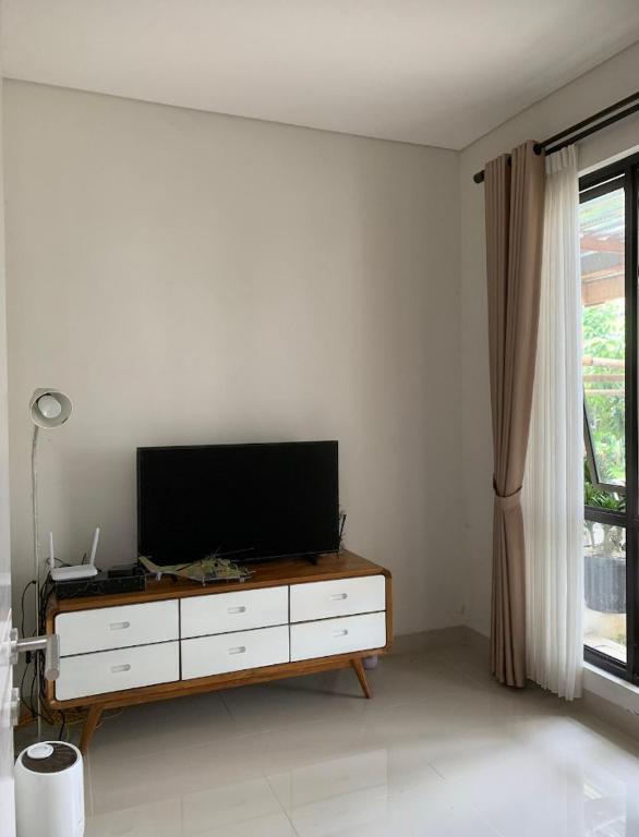 entire house for you, Cikeas