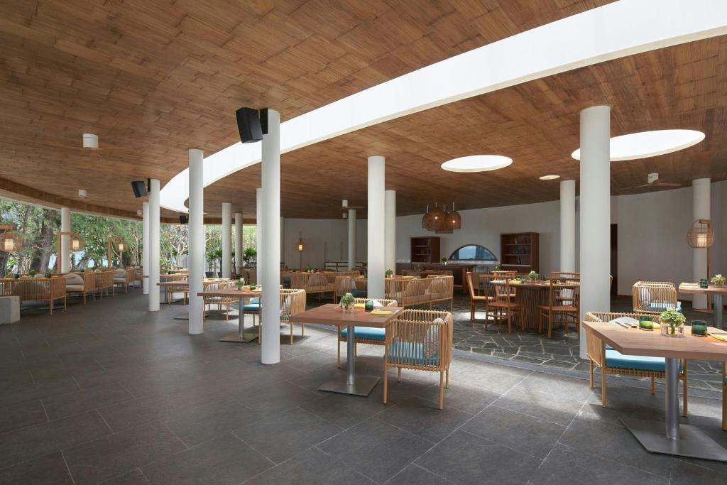 Bar/lounge