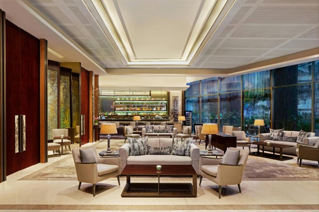 シェラトン グランド ジャカルタ ガンダリア シティ ホテル (Sheraton Grand Jakarta Gandaria City Hotel) フロント・ロビー
