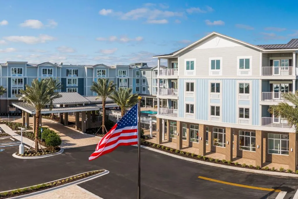 Courtyard Amelia Island，位于阿米莉亚岛的酒店