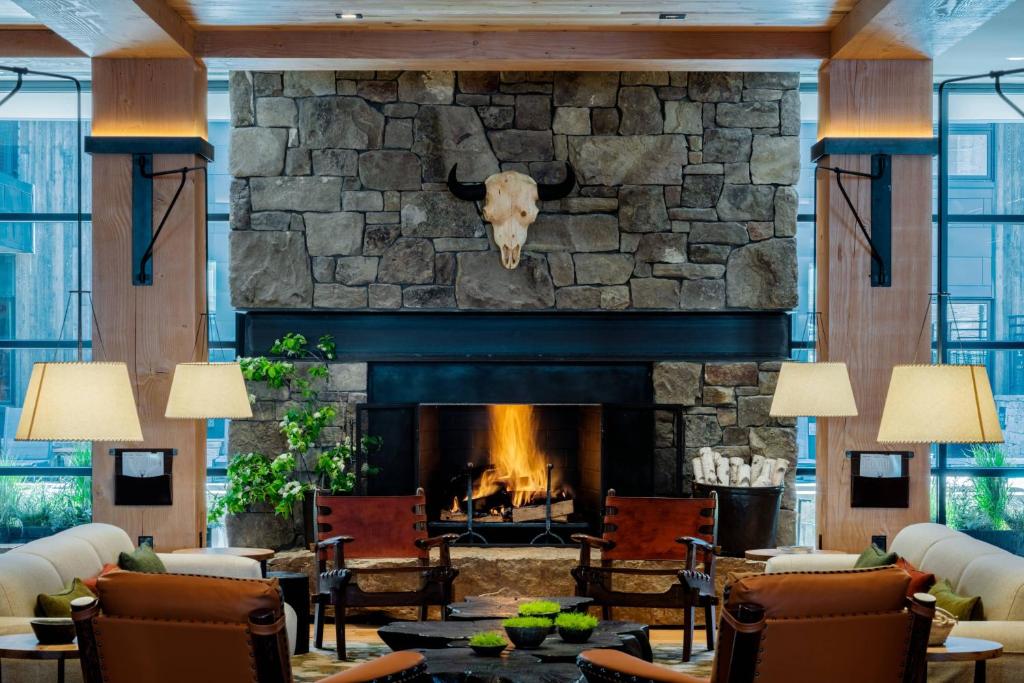 フロント・ロビー