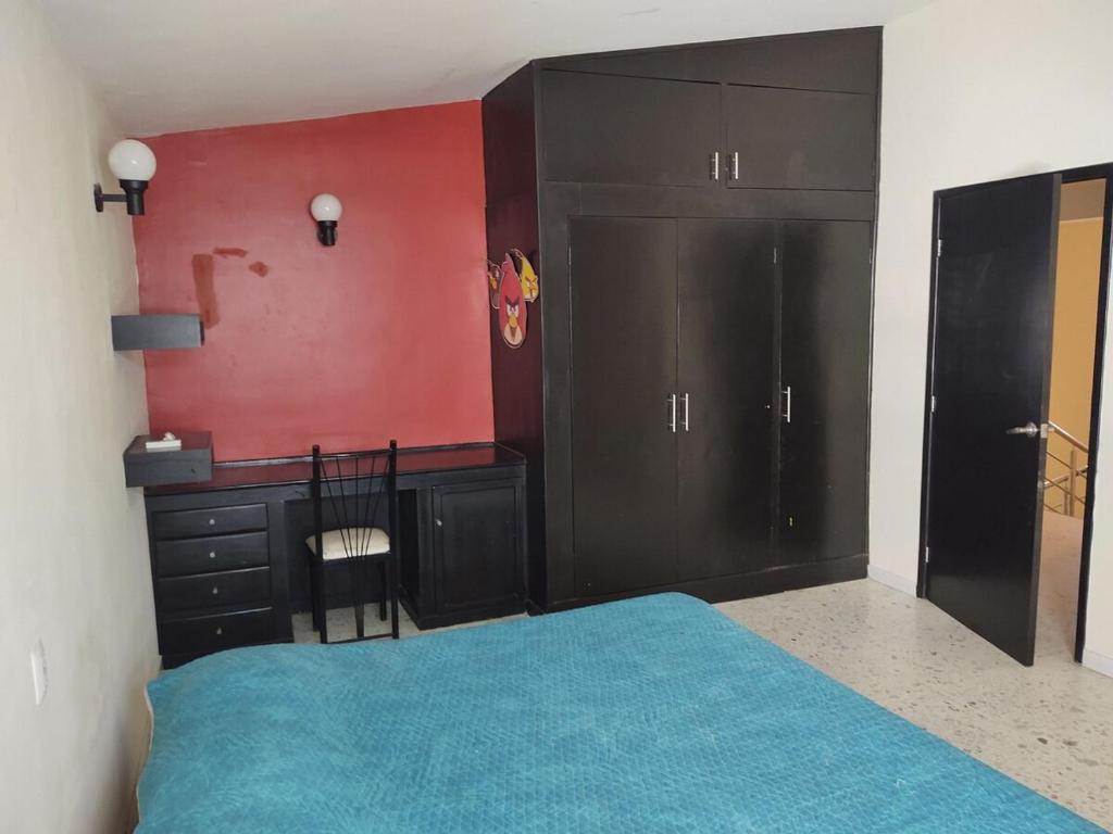 Casa Grande Céntrico cerca del Malecón - 5