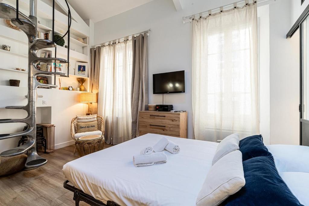 13 ANDRE2 - Very nice duplex apartment, 100m from La Croisette and beaches - 3