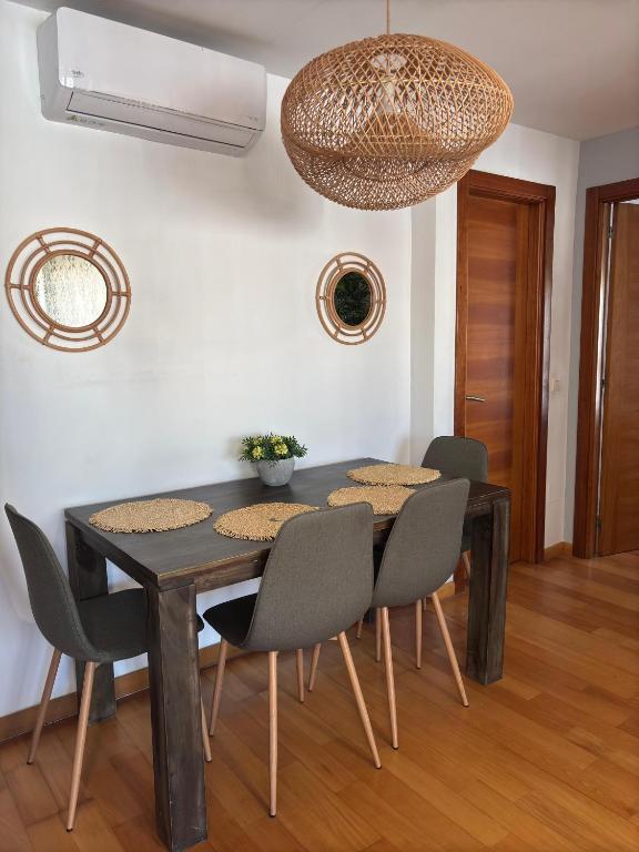 Cozy Flat Close to City Center - 3