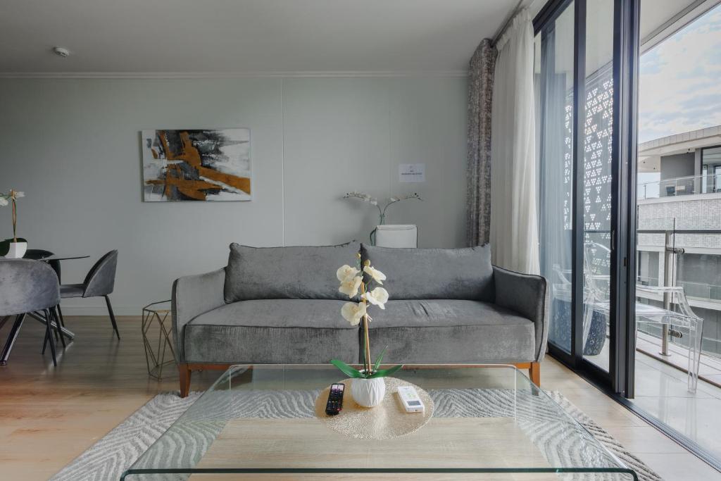 Elipse Waterfall-2803, Midrand