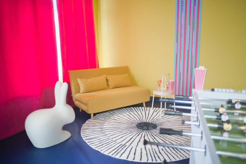 Popart Insolite Jacuzzi,Sauna & SPA Parking free - 3