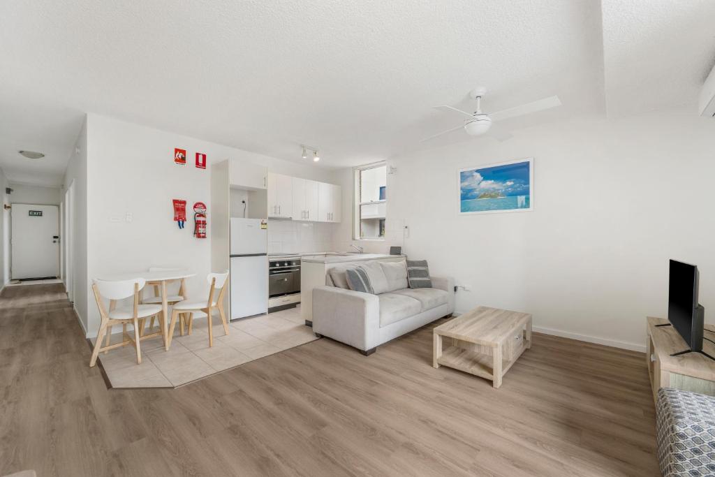 HEADLANDS 12, Port Macquarie