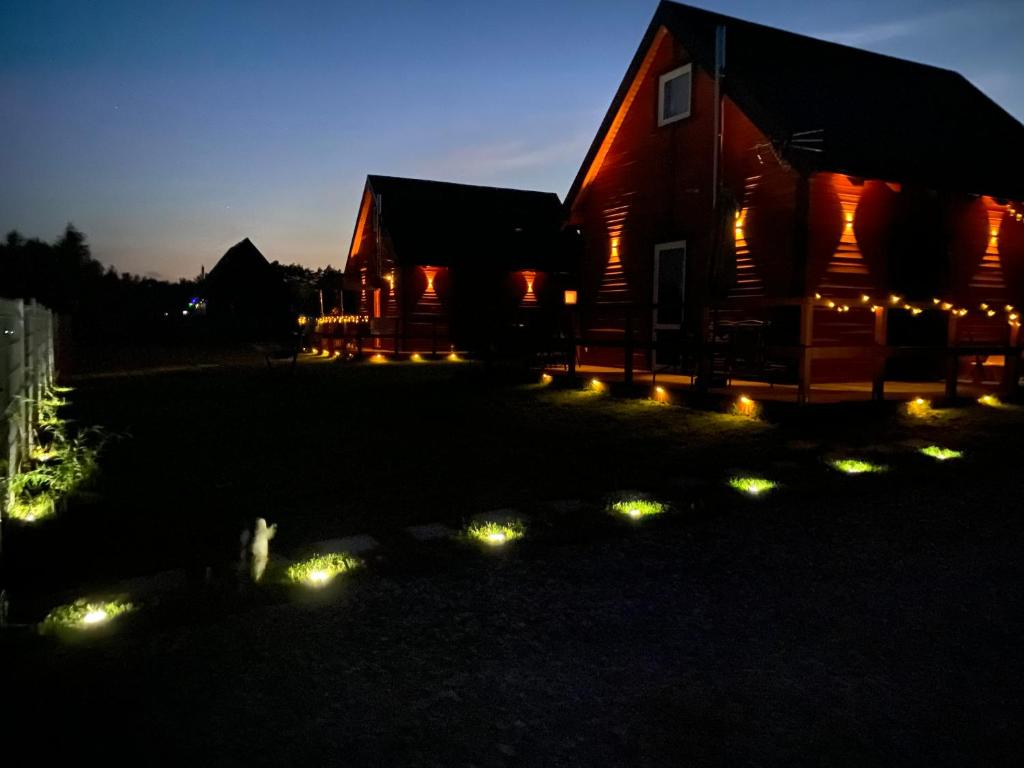 Gawra Nad Jeziorem - całoroczne domki nad jeziorem z balią, jacuzzi i sauną, Kaszuby, Sobącz