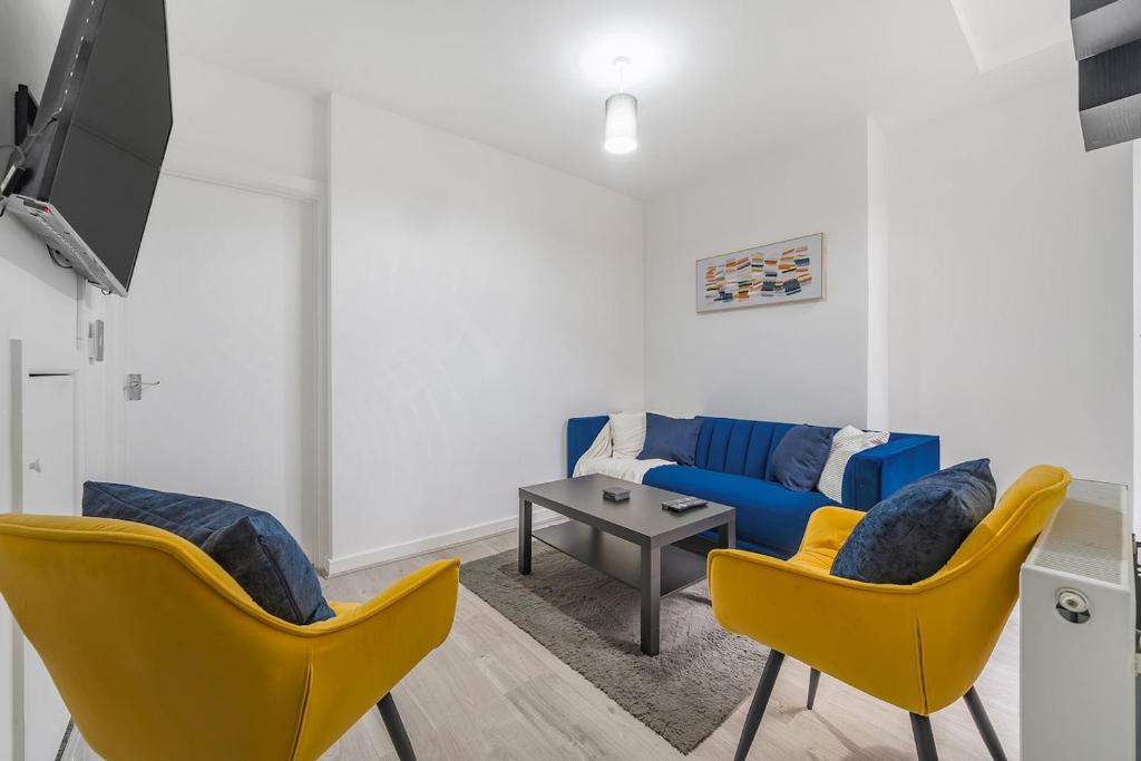 Stylish 3 Bed 3 Bathroom home in a popular part of Liverpool - Close by to City Centre, Liverpool