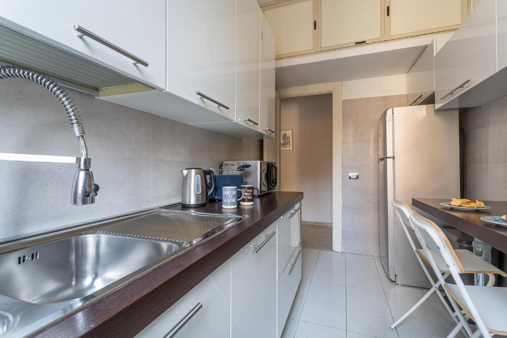 iFlat Vatican Bright & Comfortable Apartment - 4